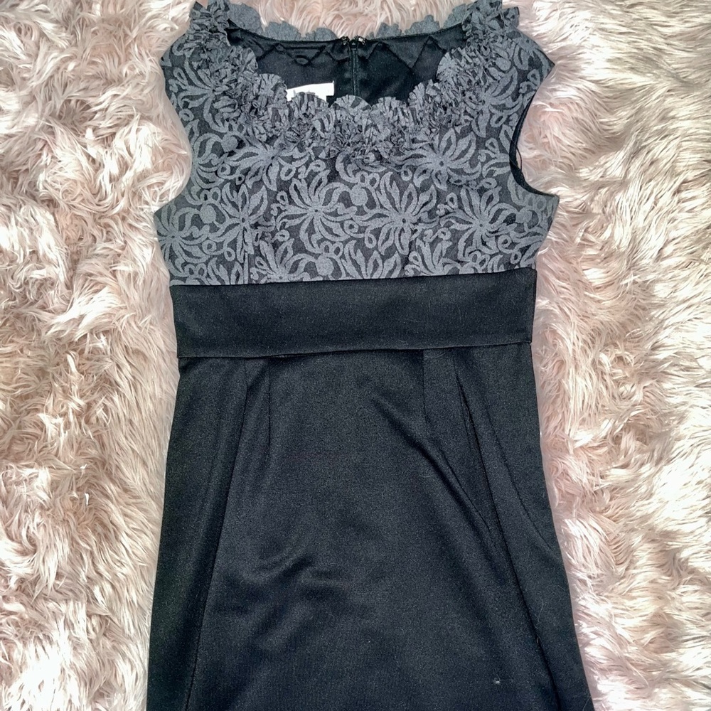 London Times black and floral print dress ruffle neckline size 12